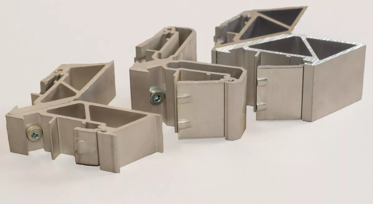 Plastics & Moulding Dies